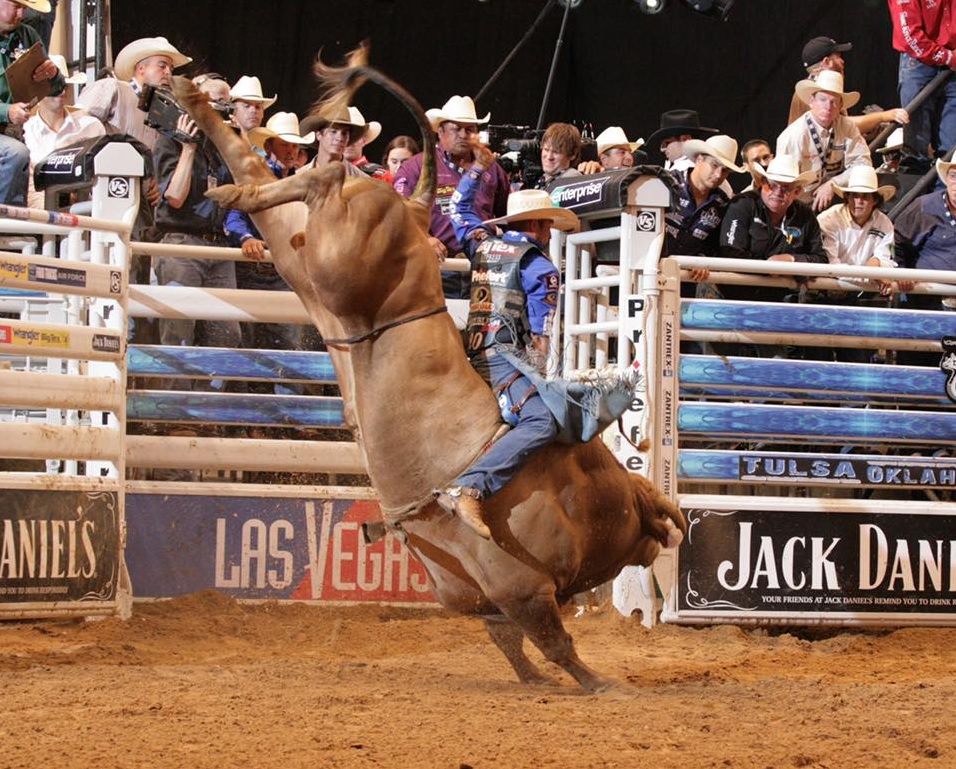 Goiania Rodeio Goiânia sedia etapa do Monster Energy PBR, principal evento de rodeio ...